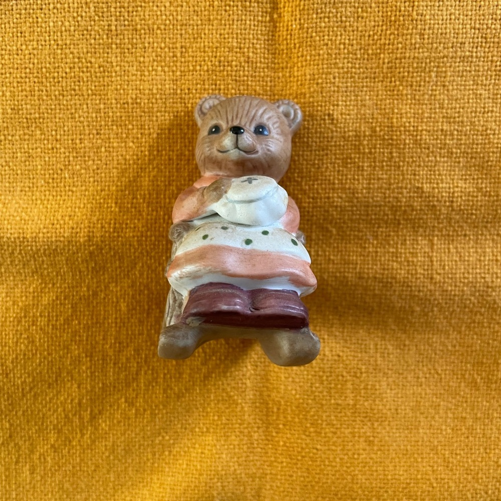 Min rocking teddy bear/vintage homco